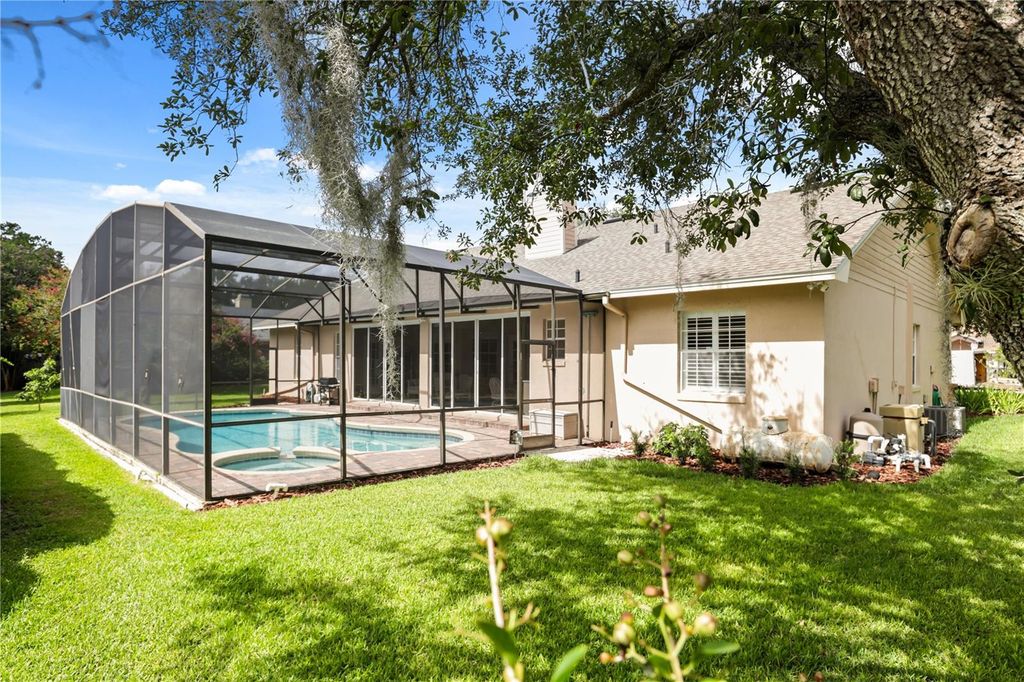 Image 49 of property listing at 5410 RUSTIC PINE COURT, Orlando, FL 32819