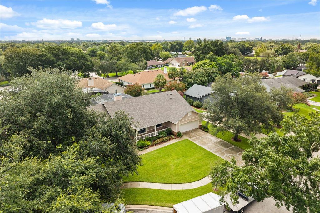 Image 50 of property listing at 5410 RUSTIC PINE COURT, Orlando, FL 32819