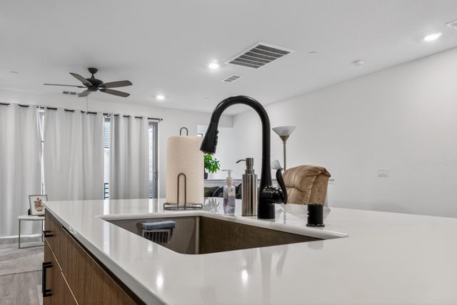 10970 N Honeysuckle Drive, Fresno, CA 93730