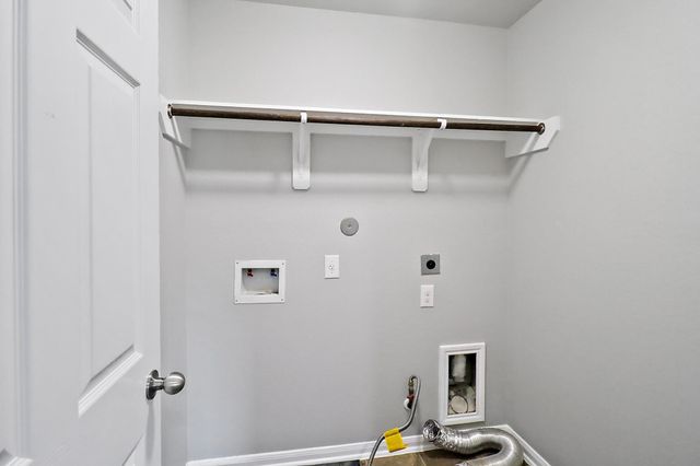 15607 Sheldon Ridge Way, Houston, TX 77044