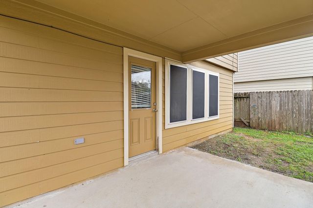 15607 Sheldon Ridge Way, Houston, TX 77044