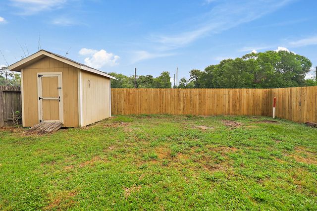 15607 Sheldon Ridge Way, Houston, TX 77044