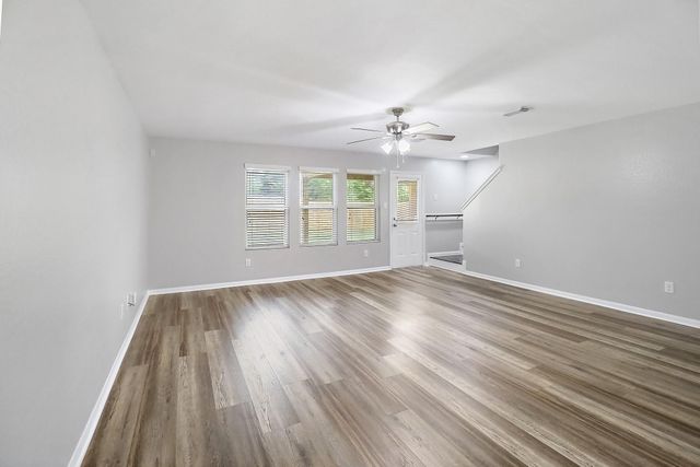 15607 Sheldon Ridge Way, Houston, TX 77044