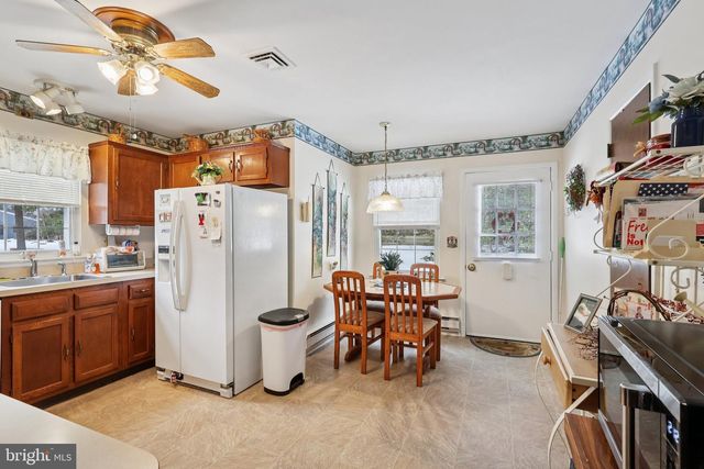 24 SAINT DAVIDS PL, Southampton, NJ 08088