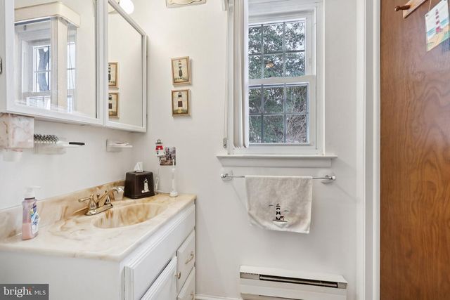 24 SAINT DAVIDS PL, Southampton, NJ 08088