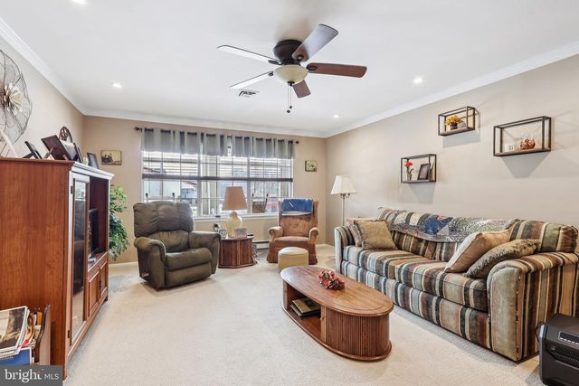 24 SAINT DAVIDS PL, Southampton, NJ 08088