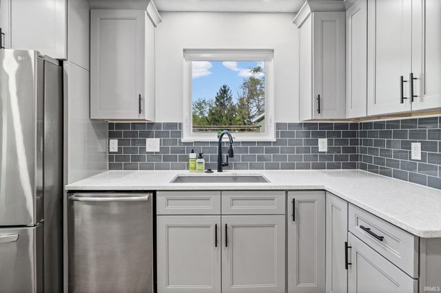 240 Bluejay Court, West Lafayette, IN 47906