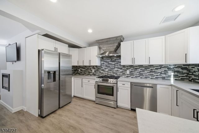 114 Townsend Rd, Wanaque Boro, NJ 07465