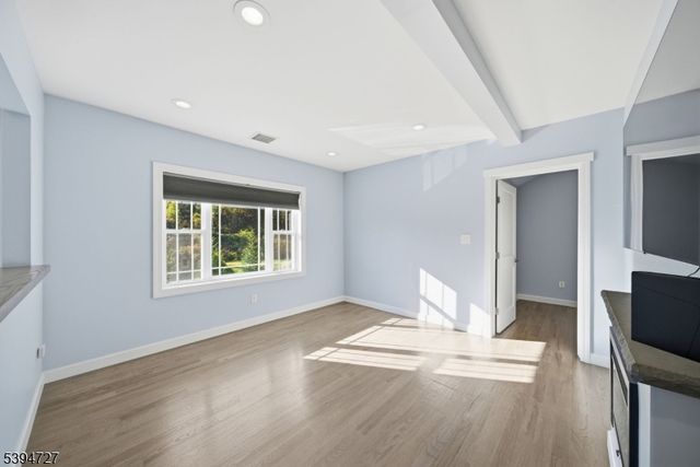 114 Townsend Rd, Wanaque Boro, NJ 07465