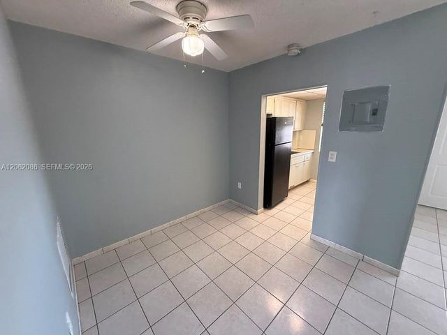1154 W 35th St 213, Hialeah, FL 33012