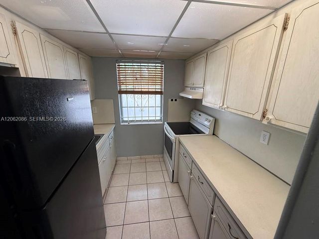 1154 W 35th St 213, Hialeah, FL 33012