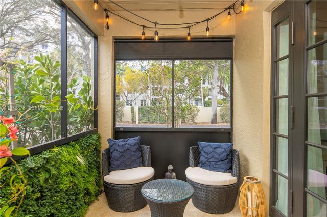 576 Westree Ln 576, Plantation, FL 33324