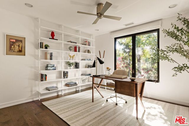 17352 MAGNOLIA Boulevard, Encino, CA 91316