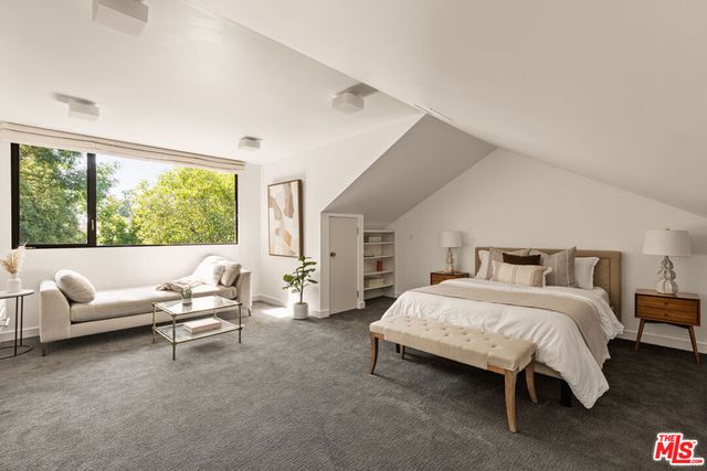 17352 MAGNOLIA Boulevard, Encino, CA 91316