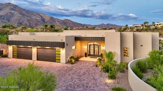6138 N Jochums Drive, Tucson, AZ 85718