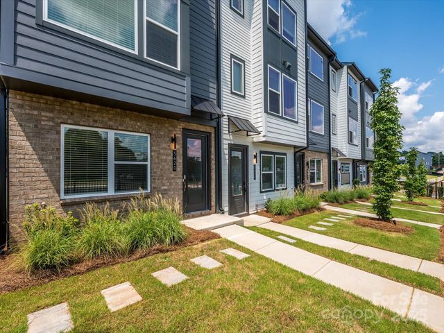 5640 Kingspan Drive, Charlotte, NC 28217