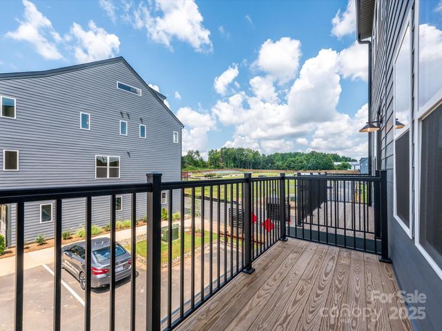 5640 Kingspan Drive, Charlotte, NC 28217