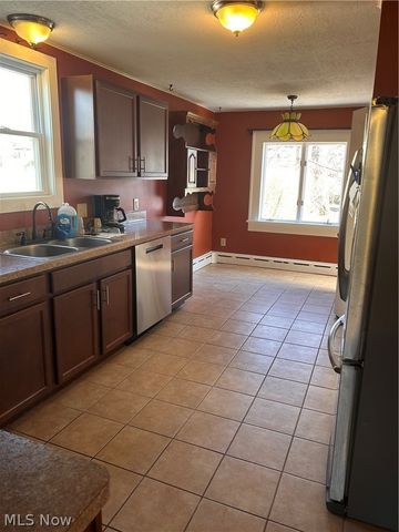 1001 Englewood Road, Cleveland Heights, OH 44121