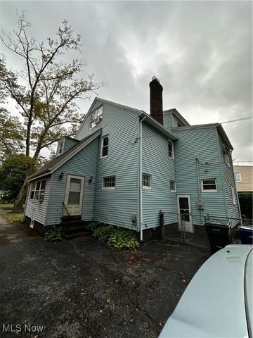 1001 Englewood Road, Cleveland Heights, OH 44121