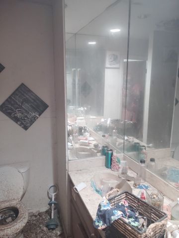 2301 Turner Way, Arlington, TX 76001