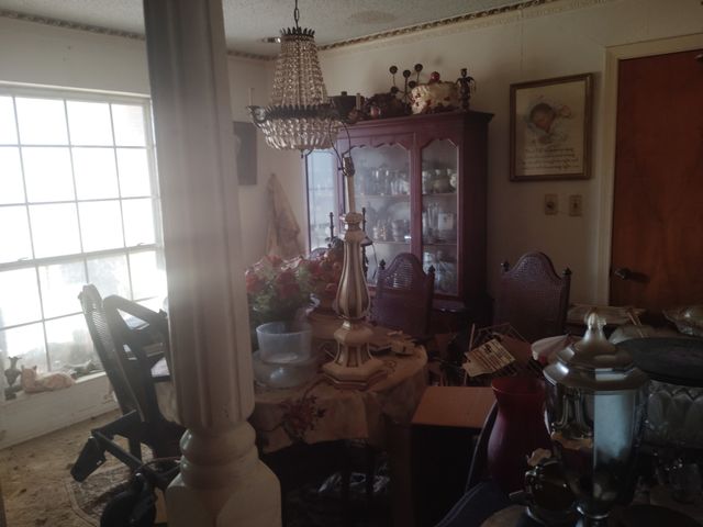 2301 Turner Way, Arlington, TX 76001