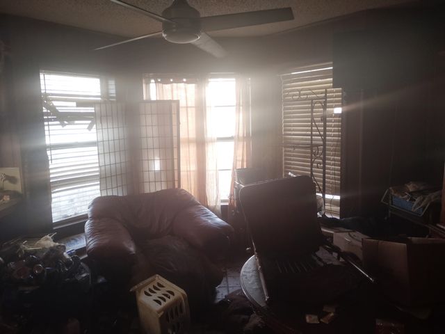 2301 Turner Way, Arlington, TX 76001