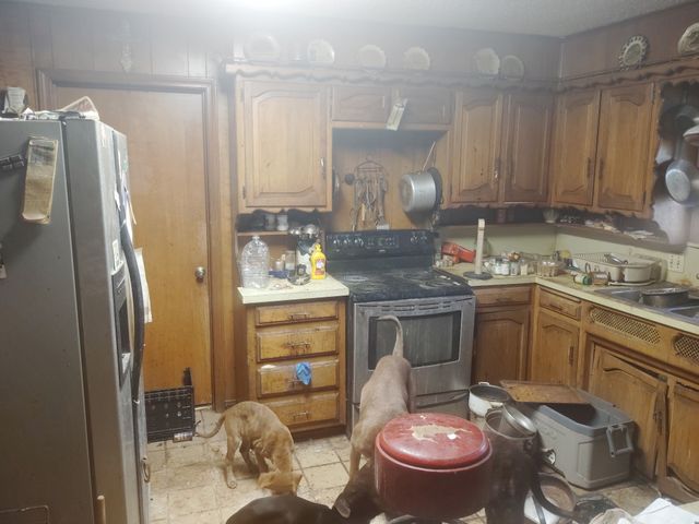 2301 Turner Way, Arlington, TX 76001