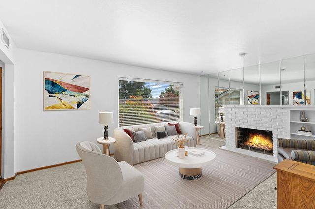 3517 Ronk Way, Sacramento, CA 95821