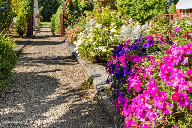 7535 N MT CARROL ST, Dalton Gardens, ID 83815