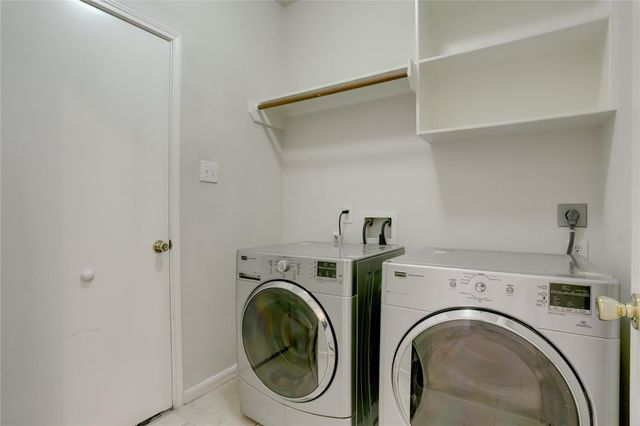 5503 Gatesprings Lane, Sugar Land, TX 77479