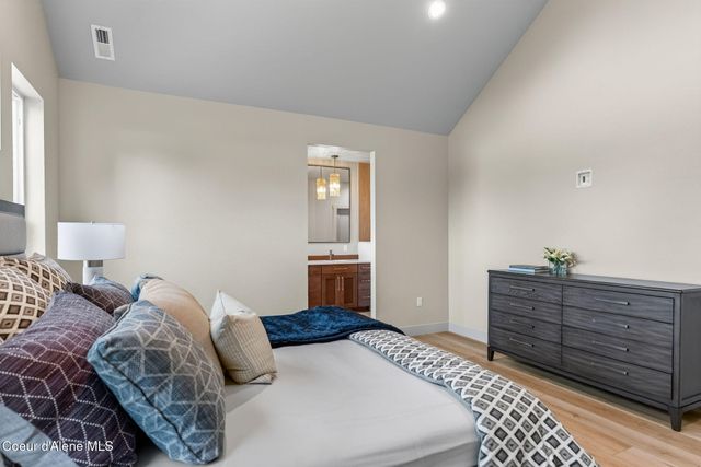 343 E Dakota AVE, Hayden, ID 83835