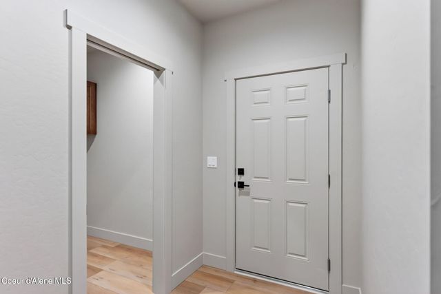 343 E Dakota AVE, Hayden, ID 83835