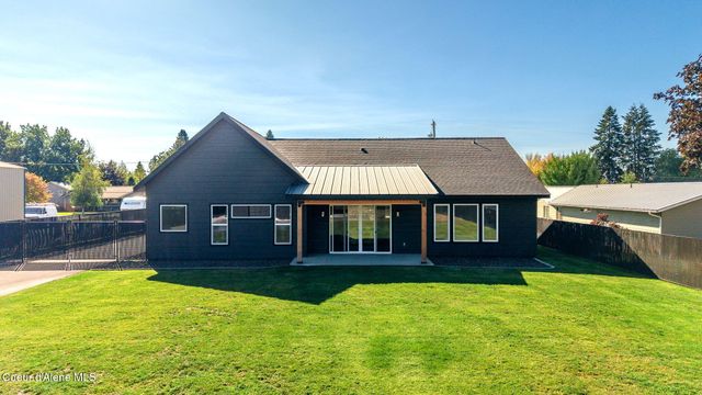 343 E Dakota AVE, Hayden, ID 83835