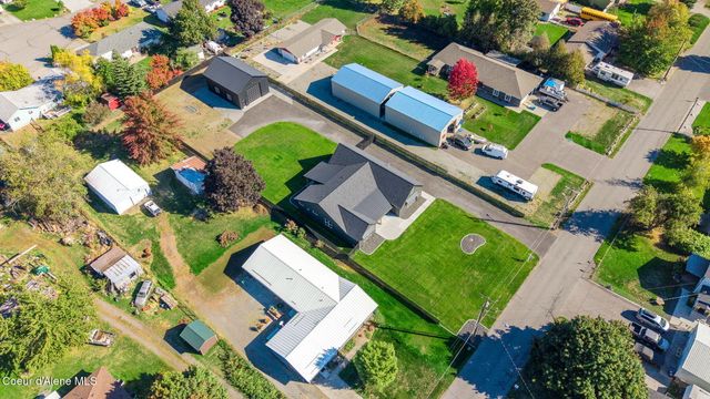 343 E Dakota AVE, Hayden, ID 83835