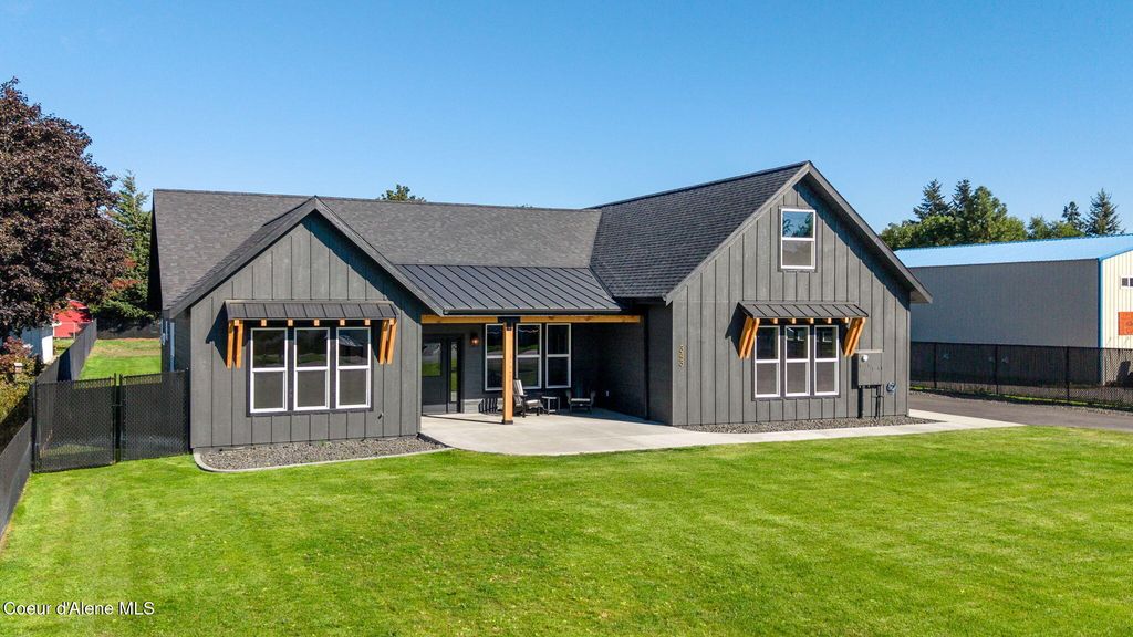 343 E Dakota AVE, Hayden, ID 83835 photo 5
