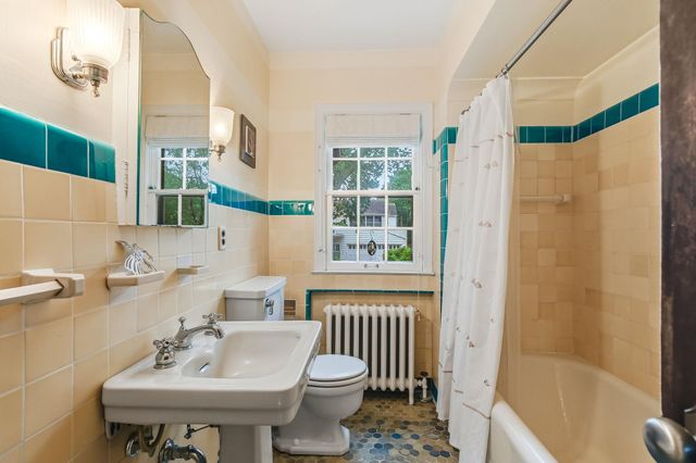 5156 Logan Avenue S, Minneapolis, MN 55419