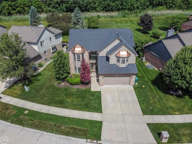 57667 Yorkshire Court, Washington Twp, MI 48094