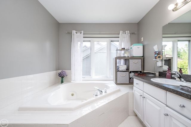 57667 Yorkshire Court, Washington Twp, MI 48094