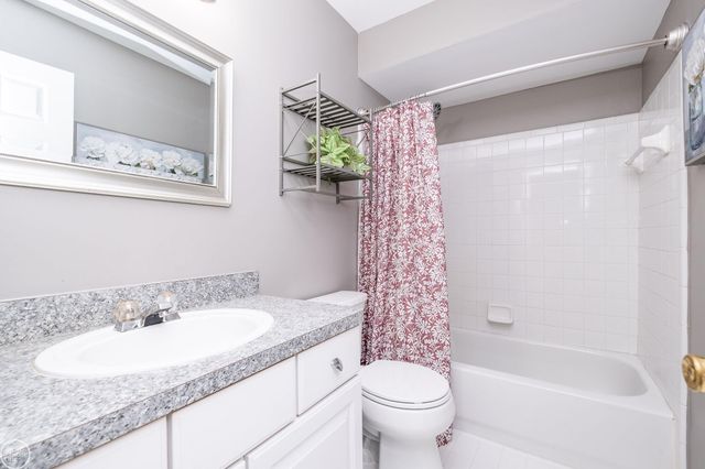 57667 Yorkshire Court, Washington Twp, MI 48094