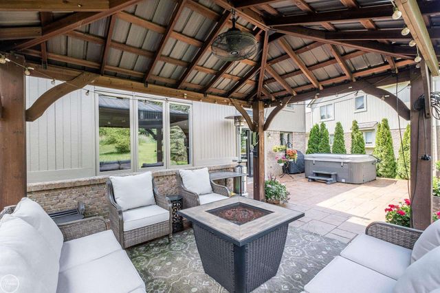 57667 Yorkshire Court, Washington Twp, MI 48094