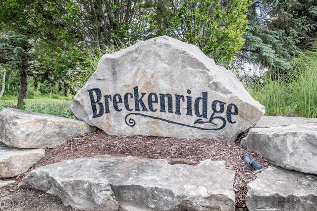57667 Yorkshire Court, Washington Twp, MI 48094