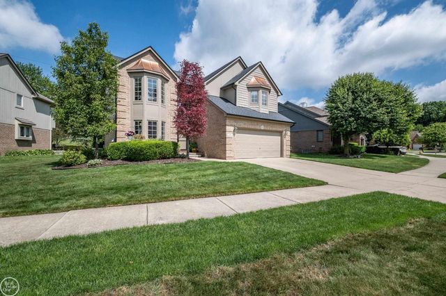 57667 Yorkshire Court, Washington Twp, MI 48094