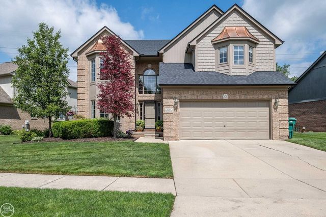 57667 Yorkshire Court, Washington Twp, MI 48094