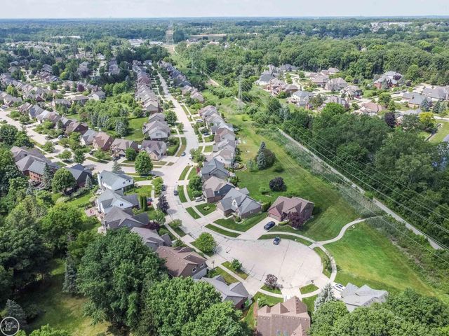 57667 Yorkshire Court, Washington Twp, MI 48094