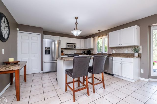 57667 Yorkshire Court, Washington Twp, MI 48094
