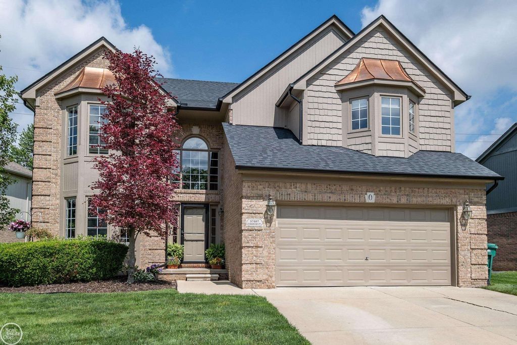 57667 Yorkshire Court, Washington Twp, MI 48094