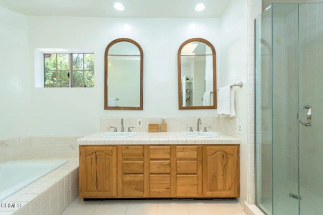 2338 Orange Cove Avenue, La Crescenta, CA 91214