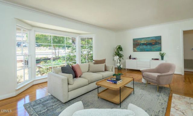 2338 Orange Cove Avenue, La Crescenta, CA 91214