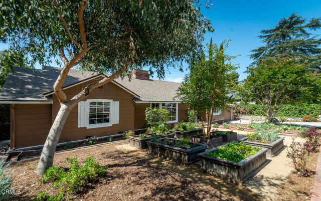 2338 Orange Cove Avenue, La Crescenta, CA 91214