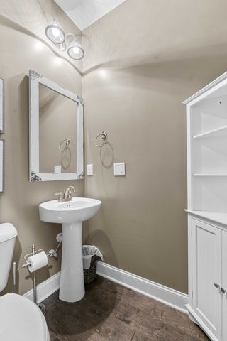 5543 Stonefield Dr, Smyrna, TN 37167
